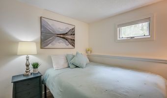 6 Woodland Pines Rd, Bartlett, NH 03812
