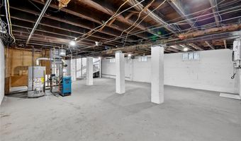 112 Villa Ave, Cranston, RI 02905