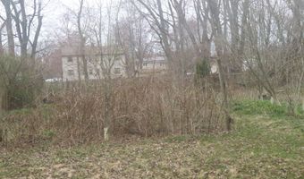5 Arlington Rd, Bloomfield, CT 06002