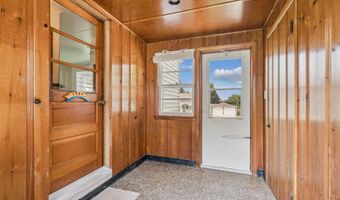 717 3rd Ave SE, Dyersville, IA 52040