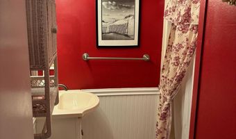 100 VANDYKE St 106, Dewey Beach, DE 19971