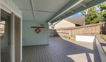 5689 D St, Springfield, OR 97478