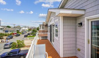 214 2ND St, Bethany Beach, DE 19930