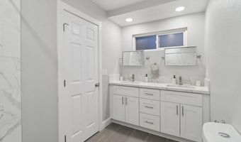 1204 E El Norte Pkwy, Escondido, CA 92027