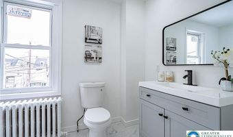 907 N 5th St, Allentown, PA 18102