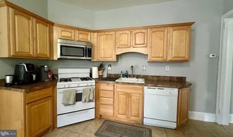 100 S BETHLEHEM Pike 1A, Ambler, PA 19002