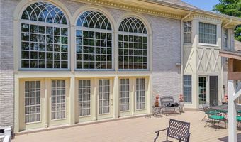 1487 Shelburne Ct, Allentown, PA 18104