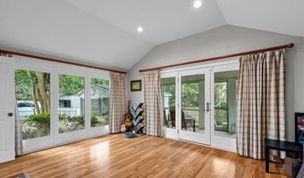 525 Elmwood St, Shreveport, LA 71104