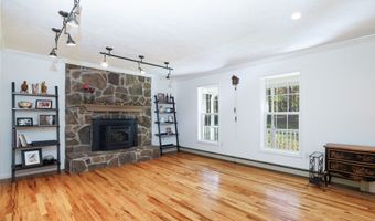 124 Auncient Oak Rd, Bethlehem, CT 06751