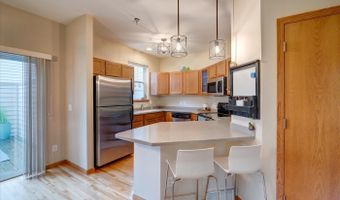 30 S Gardens Way, Fitchburg, WI 53711