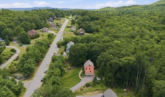 40 Lakewood Dr, Alton, NH 03810