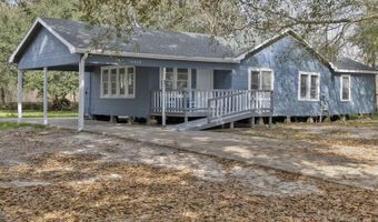 10808 Clarise Dr, Abbeville, LA 70510