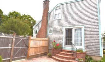 25 Foster Dr, Beverly, MA 01915