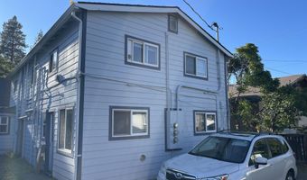 36 Dewey St, Ashland, OR 97520