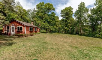 1076 Rainy Lake Rd NW, Backus, MN 56435