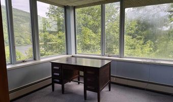 201-205 Main St, Brattleboro, VT 05301