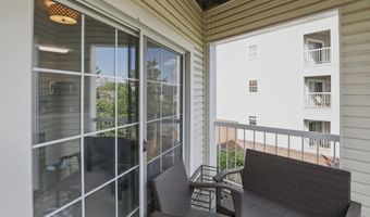 277 S PICKETT St 302, Alexandria, VA 22304
