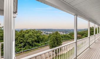 59 Livingston Ave, Andover, NJ 07801