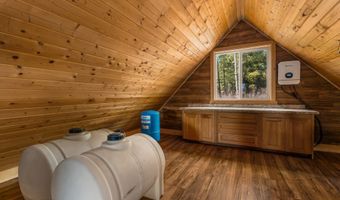 595 Snowcat Ln, Bonners Ferry, ID 83805