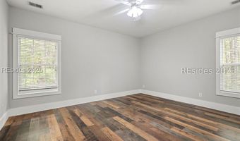 5 Nandina Ct, Bluffton, SC 29910