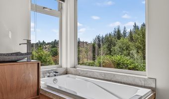 1921 Ashland Mine Rd, Ashland, OR 97520