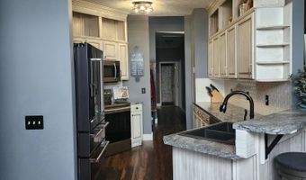 21306 Lawrence 2074, Ash Grove, MO 65604