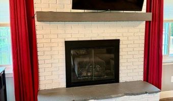 202 Brierwood Ln, Beaver, WV 25813