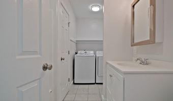 50 Elm St, Bath, ME 04530