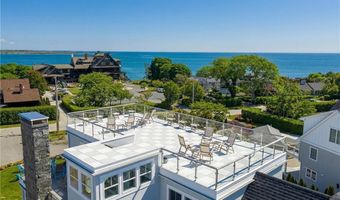 592 Tuckerman Ave, Middletown, RI 02842