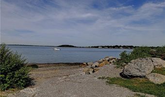 136 Windward Ln, Bristol, RI 02809