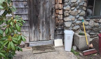 642 Old Hartford Rd, Colchester, CT 06415