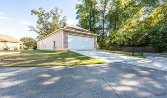 1739 ARLINGTON PARK Cir, Albany, GA 31701