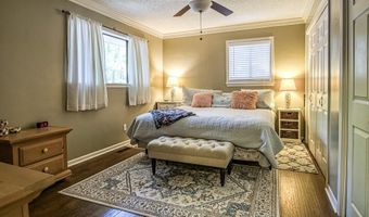 17 Valls Ln, Hot Springs Village, AR 71909