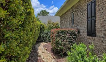 14 Cord Grass Ln, Savannah, GA 31405