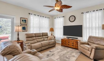 4 Faulkners Pl, Barnegat, NJ 08005
