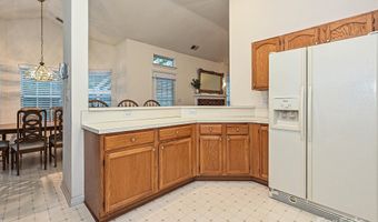 5607 Oak Dr, Charlotte, NC 28216