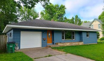 930 WASHINGTON St, Wisconsin Rapids, WI 54494