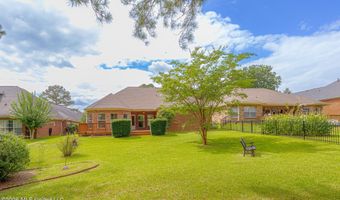160 Apple Blossom Dr, Brandon, MS 39047
