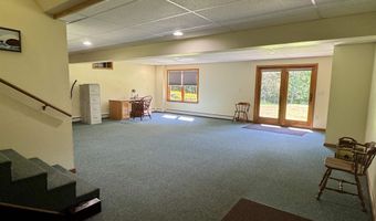 170 Sunrise Ave, Barton, VT 05822