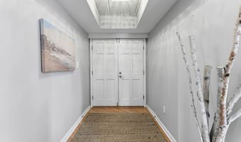1100 Ocean Dr 208, Avalon, NJ 08202