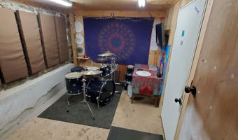 444 W Auburn Rd, Auburn, ME 04210