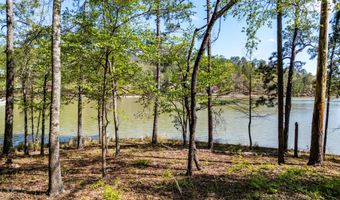 910 Luannes Way, Alexander City, AL 35010