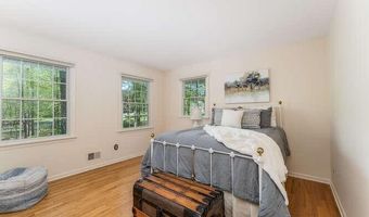 1 CRAIG Rd, Annandale, NJ 08801