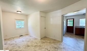 219 Grafton Ave, Alma, MI 48801