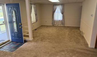 214 Westlake Rd, Ansted, WV 25812