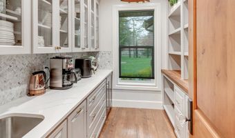 10704 NE 189TH St, Battle Ground, WA 98604