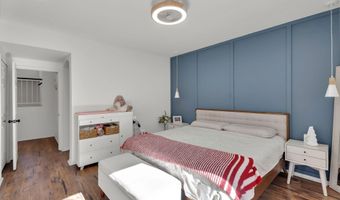 2345 W SHAWNEE Dr, Chandler, AZ 85224