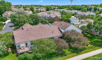 2835 Waterfront Ave, Algonquin, IL 60102