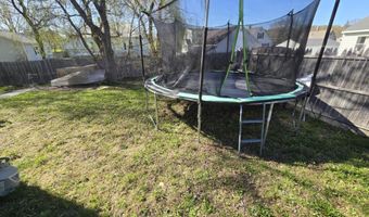 172 5th St, Bangor, ME 04401