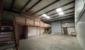 5600 W End Rd #D, Arcata, CA 95521